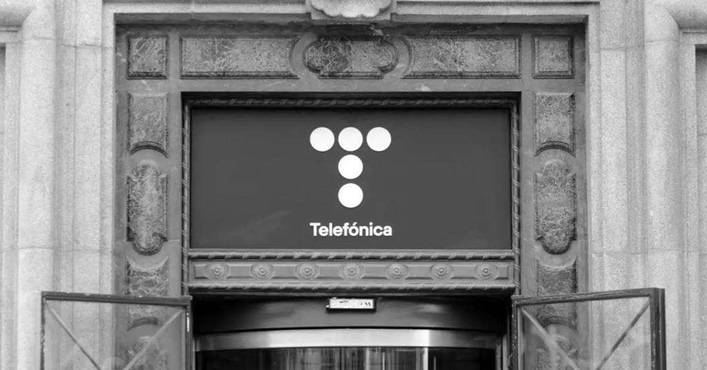 Telefónicawatch Semanal: España sigue remontando acciones;  El grupo está sumido en las leyes de marca.  Resúmenes semanales