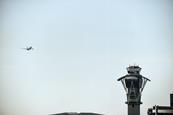btw348-15-tt-air-traffic-control