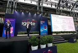 Carsten Rasmussen (TDC NET) and Gabriele Di Piazza (Blue Planet)