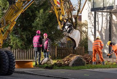 Deutsche Telekomwatch: New network chief; FWA and Wi-Fi boosts; Poland innovates on B2B