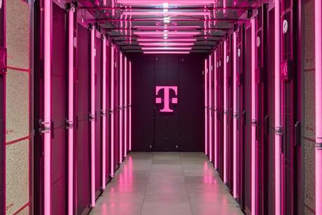 dtw153_q4-fy25-mu-indepth